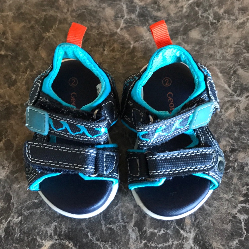 Blinking light George Brand baby sandals